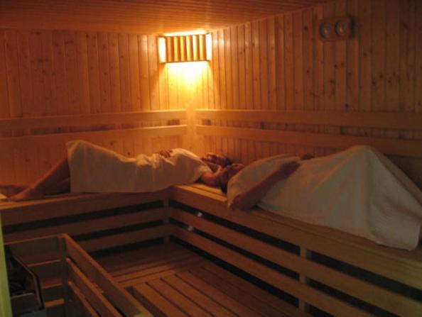 Arena Hotel Калиш Экстерьер фото